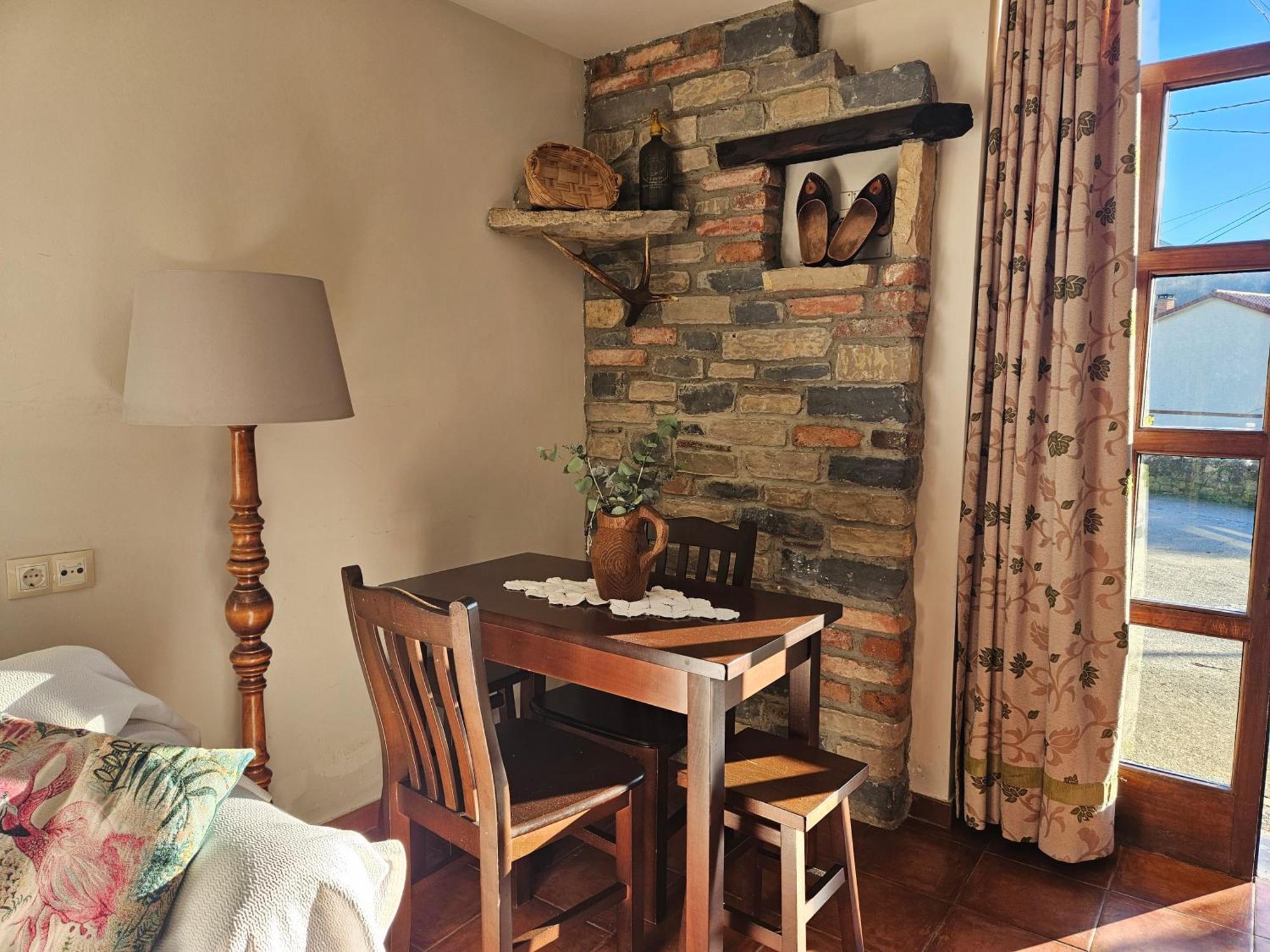 Apartamentos Rurales El Collain De Campiellos Rum bild